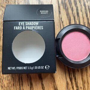 MAC COSMETICS EYE SHADOW ~ BUDDING BEAUTY ~ NEW IN BOX